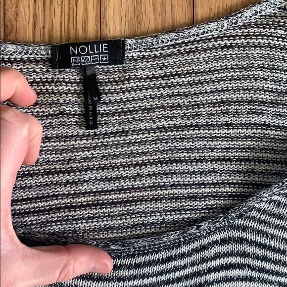 Nollie black & white stripe sweater medium - Picture 2 of 4